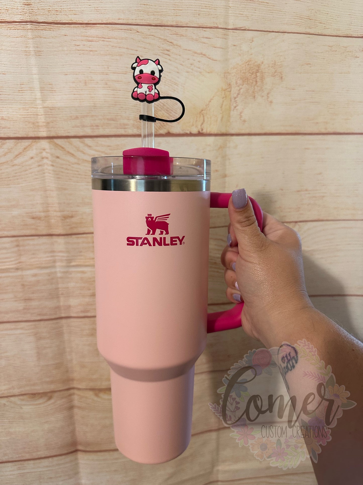 Hot Pink 40 Oz Straw Topper
